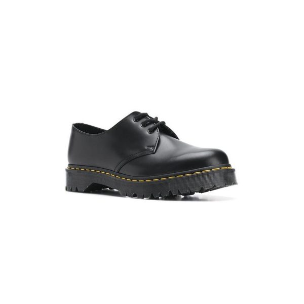 DR MARTENS